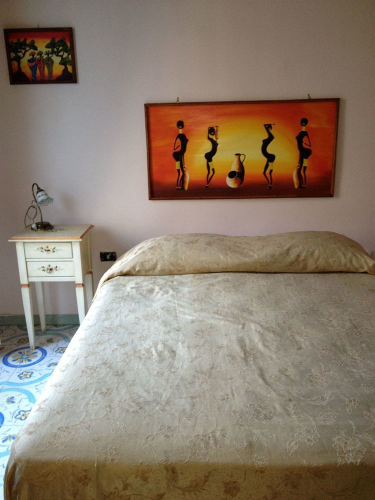 Room Elia Neapol Zewnętrze zdjęcie